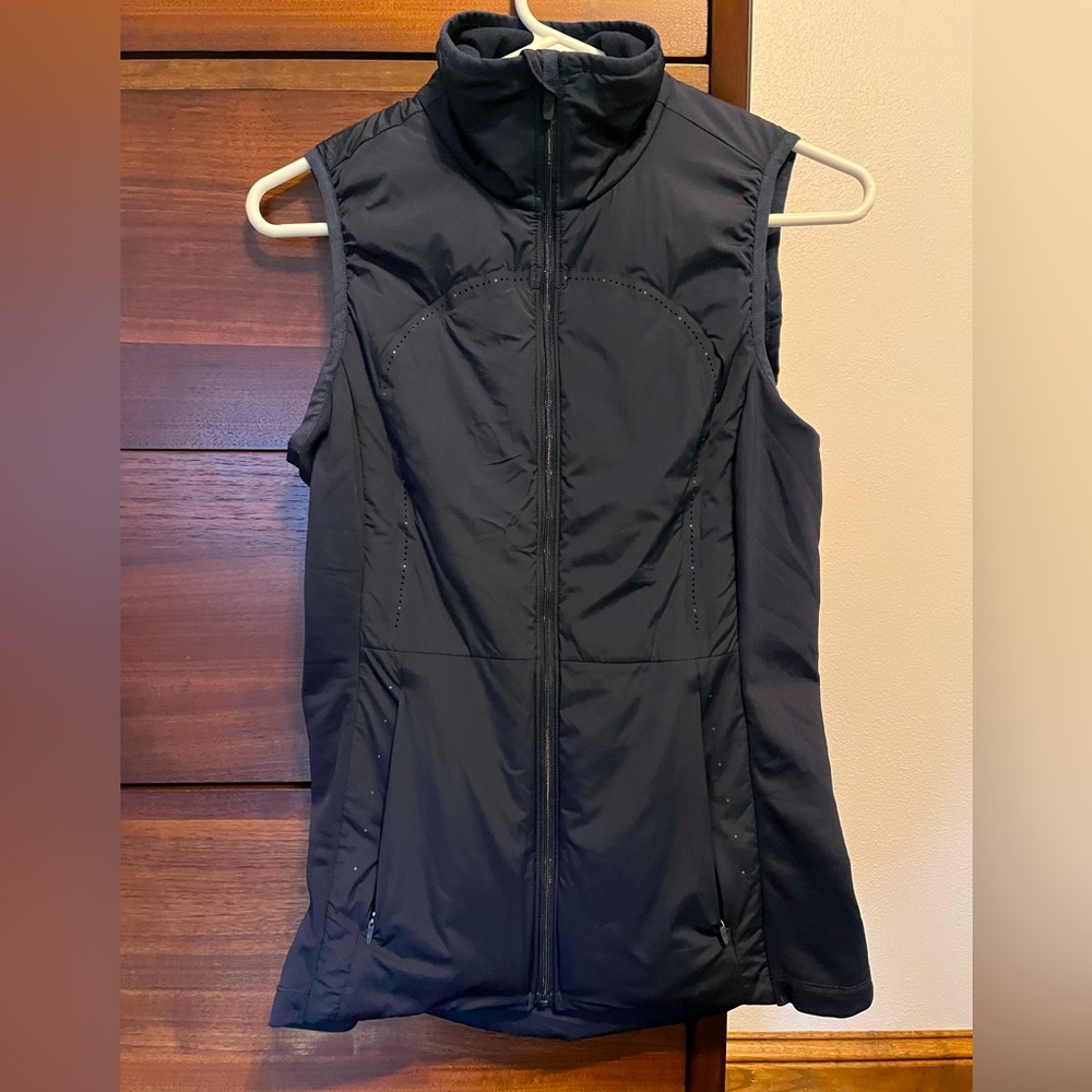 Lululemon navy vest